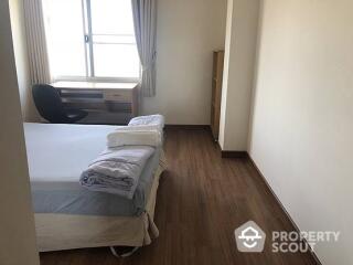 3-BR Apt. near MRT Bang Phlat (ID 19638)