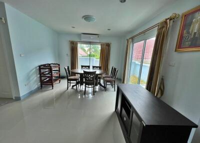 House in East Pattaya with 3 Bedrooms for Sale