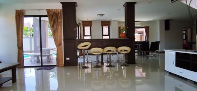 Pool Villa House in Jomtien Pattaya for Sale