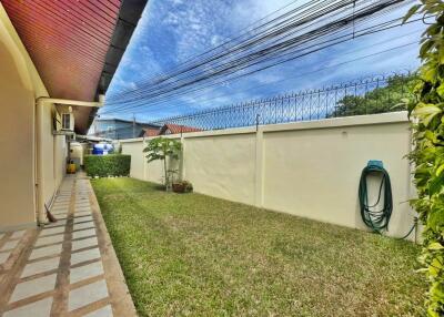 Private Pool House for Sale in East Pattaya