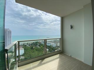 Unfurnished Riviera Jomtien Condo for Sale