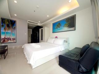 Studio for Sale at Cosy Beach View Condo