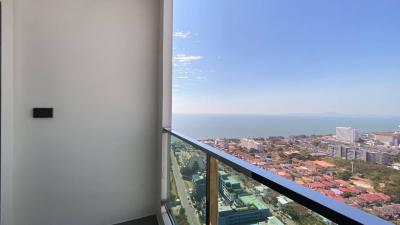 Luxury Condo for Sale at Dusit Grand View