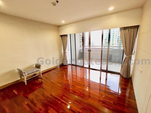 Big 3-Bedrooms condo plus study room and large balcony - Sukhumvit soi 11