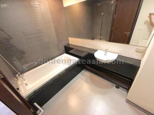 3-Bedrooms on high floor with balcony - Sukhumvit 55 (Thong Lo)