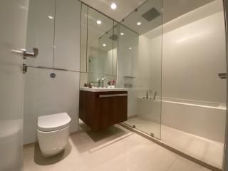 For SALE : 185 Rajadamri / 2 Bedroom / 2 Bathrooms / 109 sqm / 34000000 THB [S12069]