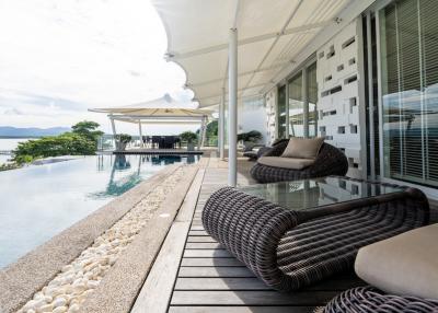 4 Bedrooms Exclusive Sea View And Pool Villa