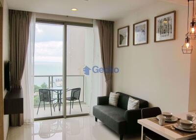 1 Bedroom Condo in The Riviera Wong Amat Beach Wongamat C006227