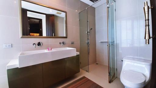 Reflection Jomtien Condo for Sale in Pattaya