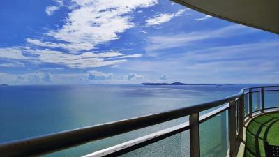 Reflection Jomtien Condo for Sale in Pattaya