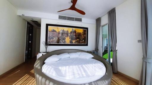 Reflection Jomtien Condo for Sale in Pattaya