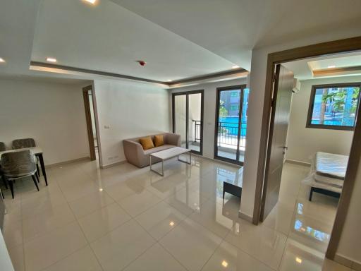 Arcadia Beach Continental for Sale Pattaya