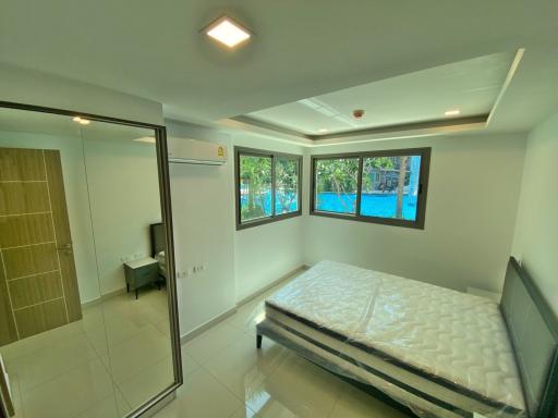 Arcadia Beach Continental for Sale Pattaya