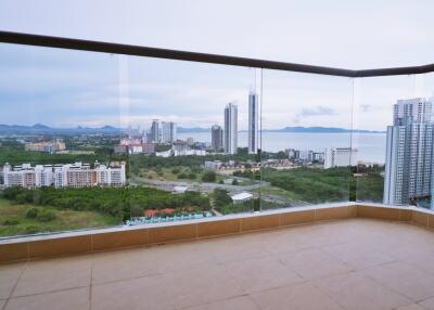 Corner Unit for Sale in La Santir Condo