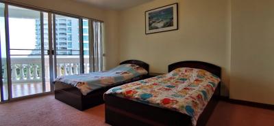 3Bedrooms for Sale in Park Beach Condo