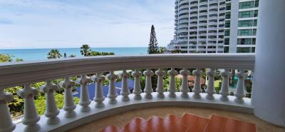 3Bedrooms for Sale in Park Beach Condo