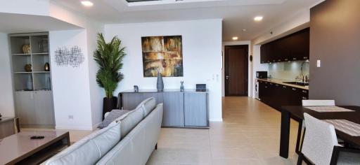 Five-Star Condo for Sale in Northshore