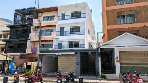 Commercial Building in Pattaya for Sale