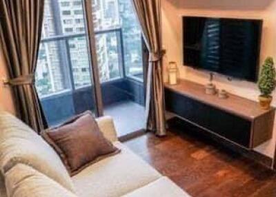 1-BR Condo at The Lumpini 24 near BTS Phrom Phong