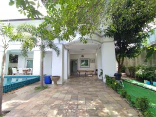 Beautiful and Private House for Sale in Pattaya