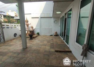 3-BR Townhouse near MRT Thailand Cultural Centre