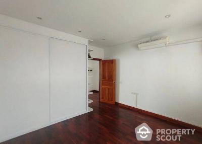 3-BR Townhouse near MRT Thailand Cultural Centre