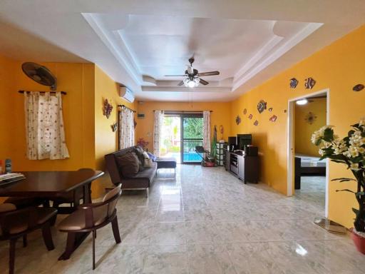 House With Pool for Sale in East Pattaya