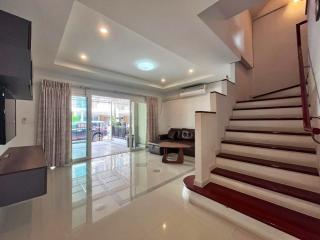 195 ตรม., 4 ห้องนอน, 3 ห้องน้ำ บ้าน ราคา ฿ 3,950,000