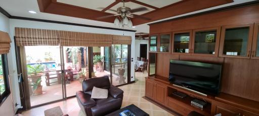 Huay Yai 3 Bedrooms Pool Villa House for Sale