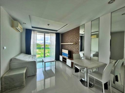 Great Area Condo Amazon for Sale in Pattaya