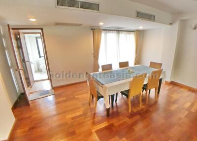 3-bedrooms in quite lowrise close to Phrom Phong BTS