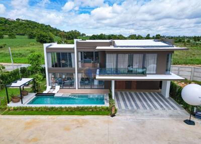 4 Bedrooms House in Highland Park Huay Yai H010345