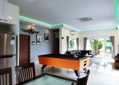 18 Unit Pool Villas House for Sale in Huay yai