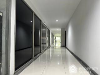 Commercial for Rent in Khlong Toei