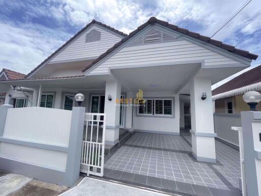 4 Bedrooms Villa / Single House in Ruen Pisa Village East Pattaya H011258