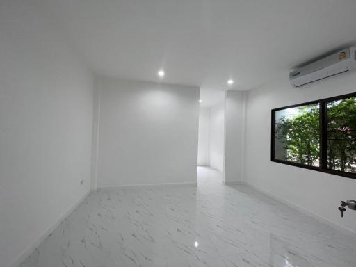 2 Bedrooms House for Sale in Pattaya