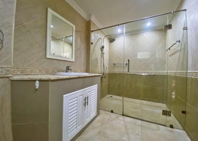 Executive Residence I Condo for Sale