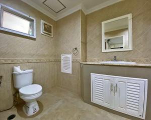 Executive Residence I Condo for Sale