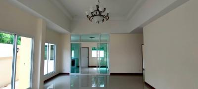 New House in Bang Saray for Sale