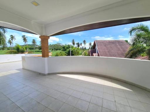 4Bedrooms House in Bangsaray for Sale