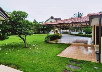 Bangsaray House on 1Rai Land for Sale