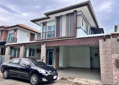 Modern House in East Pattaya for Sale