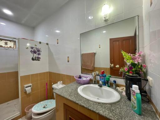 Nong Pla Lai Single House for Sale