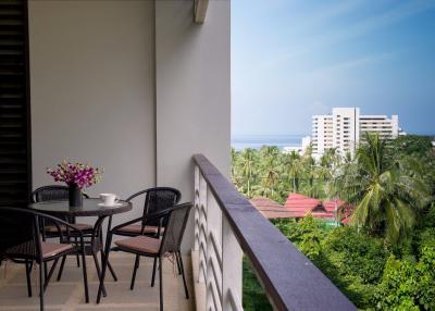 Spacious One bedroom Apartment in Karon Beach on Phuket