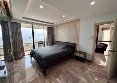 Condo with 2 bedrooms Na Jomtien Seaview