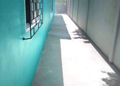 Warehouse for Sale in Bangsaray area