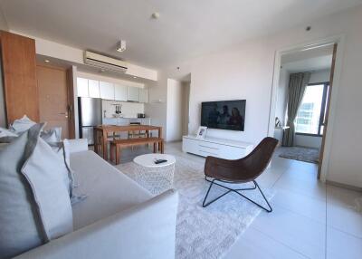 Superb 2 bedroom near BTS at The Lofts Ekkamai!