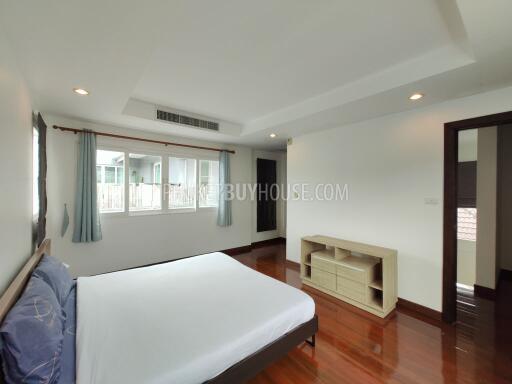 RAW7438: Three Bedroom Private Pool Villa in Rawai