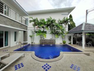 RAW7438: Three Bedroom Private Pool Villa in Rawai