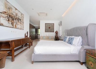 RAW7413: Three Bedroom Luxurious Villa in Rawai